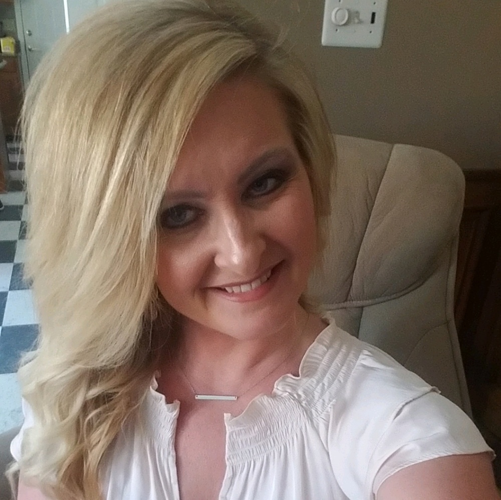 Meet your Posher, Mandy